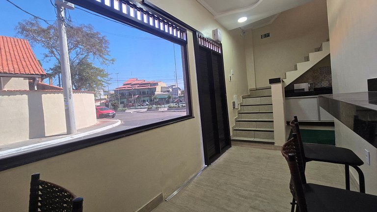 Suíte 6 Quádrupla Família com Vista da Praça